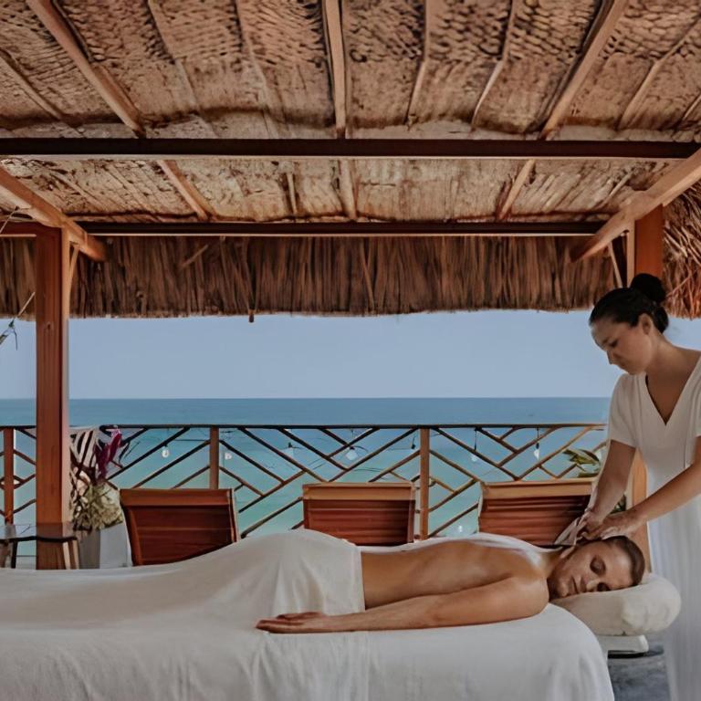 401 Beachfront Hotel Jaguar · Breakfast · Spa · AC - Bungalow - 48