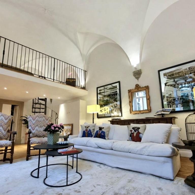 NiKKO 119 - Loft Deluxe With Private Garden City Center - Appartamento con 2 Camere da Letto - 10
