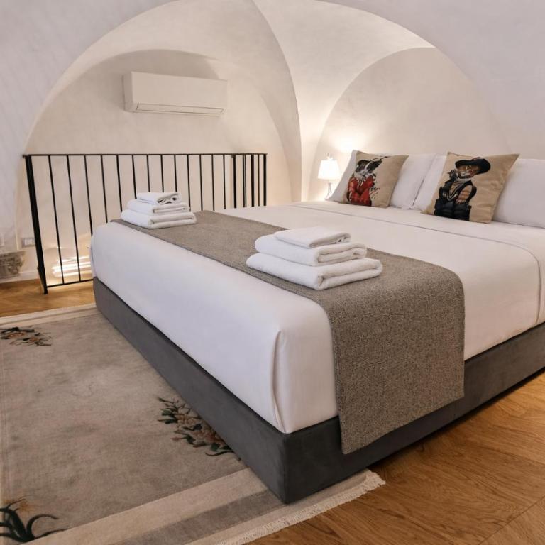 NiKKO 119 - Loft Deluxe With Private Garden City Center - Appartamento con 2 Camere da Letto - 5