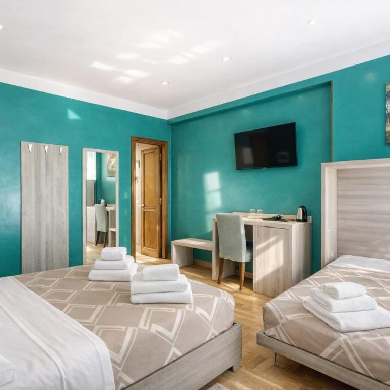 AR ROOMS ROME By RHR - Camera Quadrupla Superior - 2