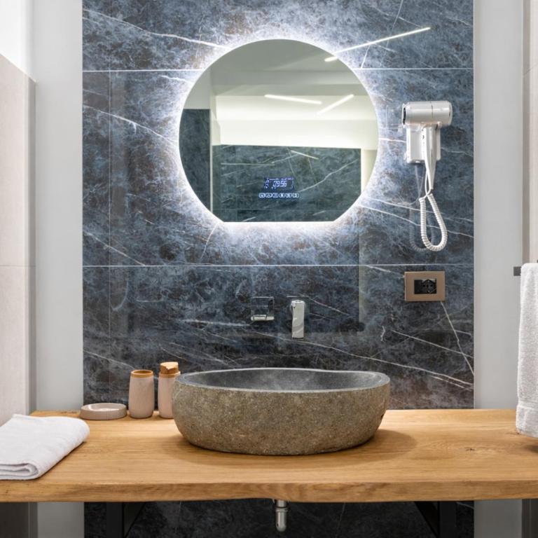 AR ROOMS ROME By RHR - Suite con Vasca Idromassaggio - 6