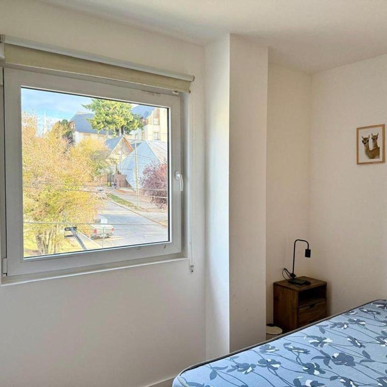 Apart Central plaza catedral Francisco Pascasio 618 San Carlos de Bariloche - Apartamento de 3 dormitorios - 17