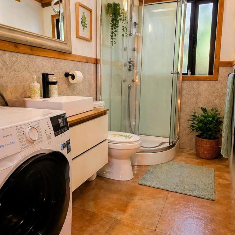 Casa Rosa - Three-Bedroom Home - 9