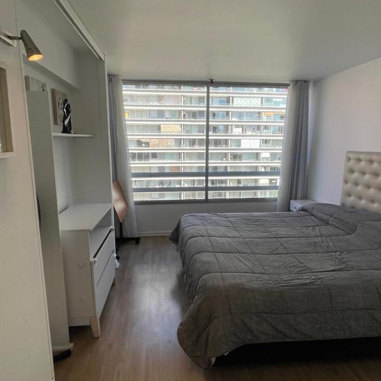 Lado Parque Arauco 3 Habitaciones - Three-Bedroom Apartment with Mountain View - 11
