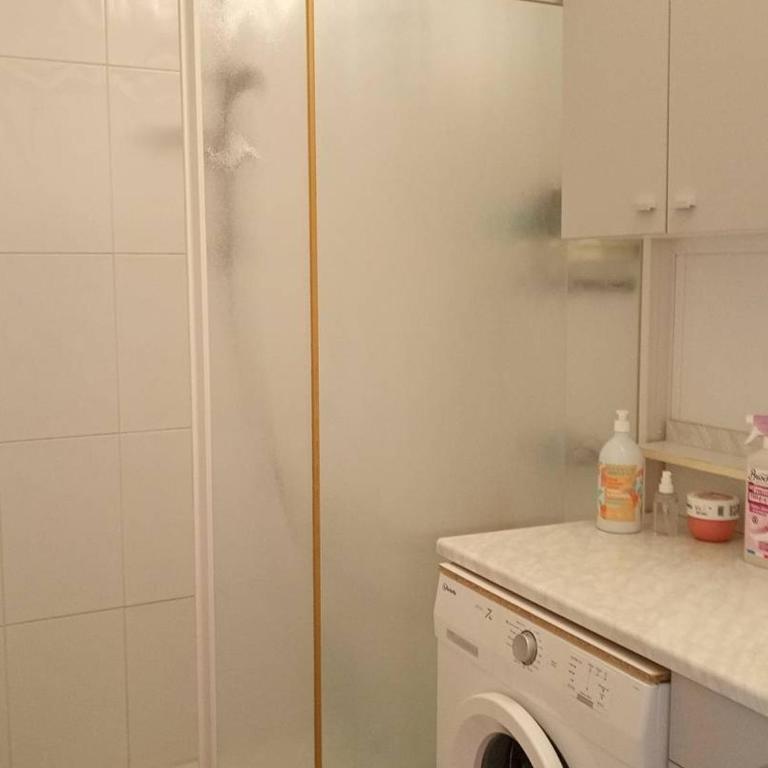 Appartement moderne, clim et parking, face mer - 4 pers. - FR-1-696-54 - Appartement - 11