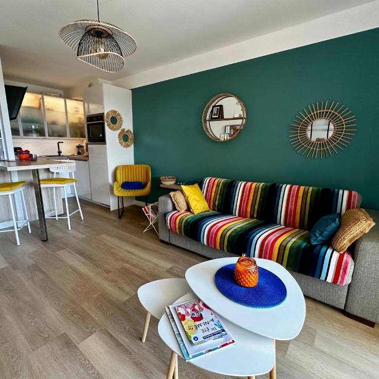 T2 en front de mer, piscine, parking - 3 pers. - FR-1-794-176 - Appartamento - 2