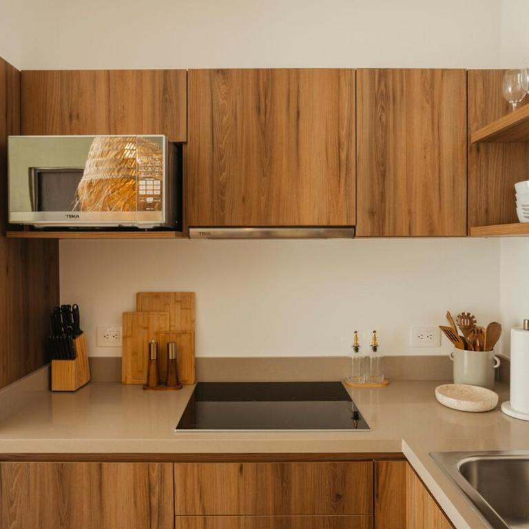 Modern 2BR Condo with Rooftop Pool Near 5th Ave - One-Bedroom Apartment - 4