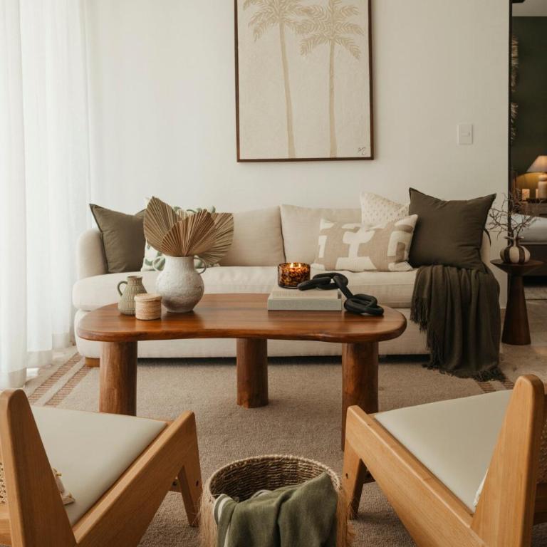 Modern 2BR Condo with Rooftop Pool Near 5th Ave - One-Bedroom Apartment - 17