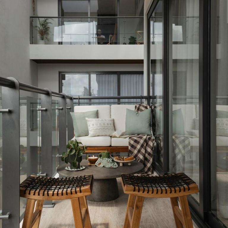 Modern 2BR Condo with Rooftop Pool Near 5th Ave - One-Bedroom Apartment - 24