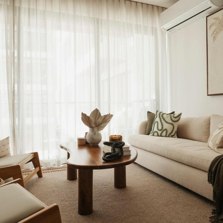 Modern 2BR Condo with Rooftop Pool Near 5th Ave - One-Bedroom Apartment - 27