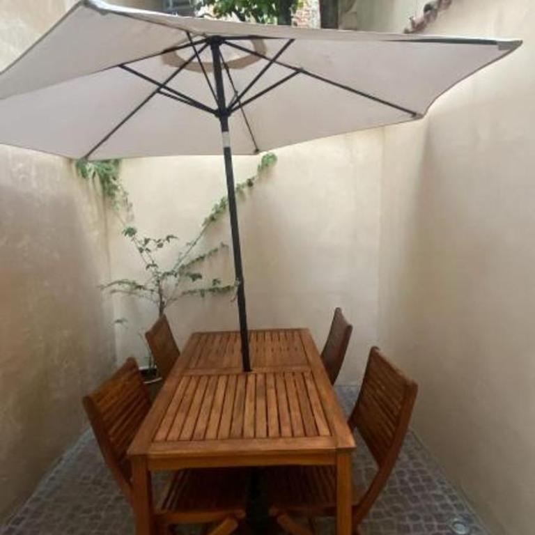 Hotel Bitos Boutique - Suite con bañera de hidromasaje y cama grande - 5