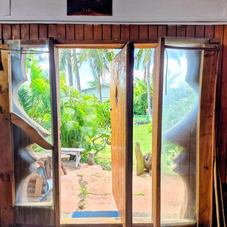 Cabaña mística Reimiro frente al mar patio de esculturas Rapa Nui - One-Bedroom House - 2