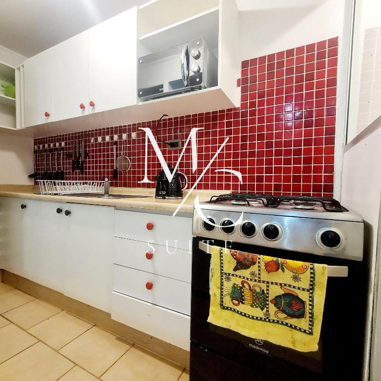 Departamento 3 Hab, primer piso. Sector sur - Three-Bedroom Apartment with Balcony - 16