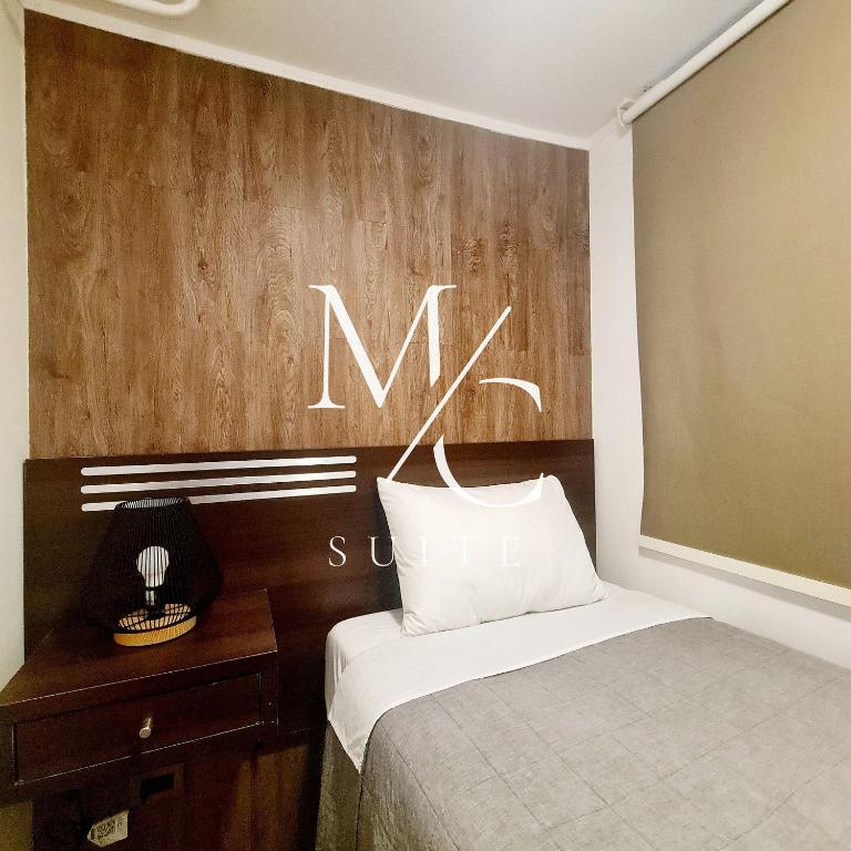 Departamento 3 Hab, primer piso. Sector sur - Three-Bedroom Apartment with Balcony - 34