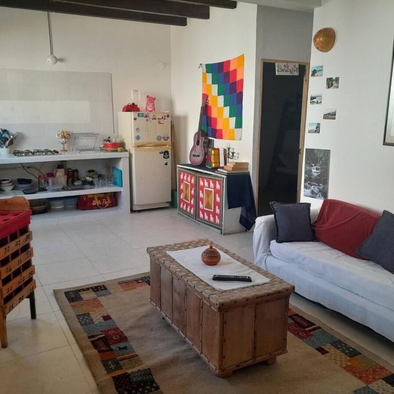 Apartamento de Gran capacidad, integral - Three-Bedroom Apartment - 1