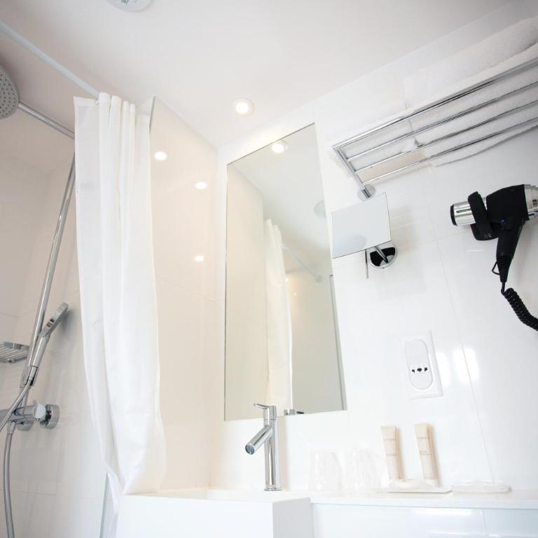 Hôtel Eiffel Turenne - Habitación Individual Confort con ducha - 4