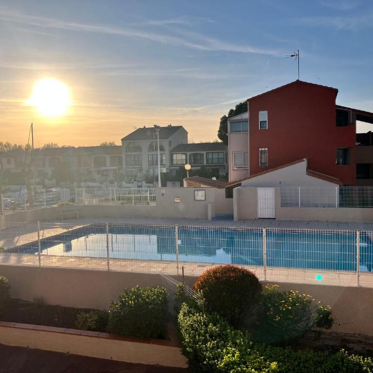 Appartement vue sur marina, piscine - 4 pers. - One-Bedroom Apartment - 3