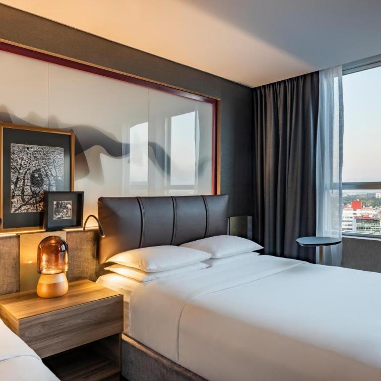 Andaz Condesa Mexico City, By Hyatt - Double Room with Two Double Beds and City View - 1