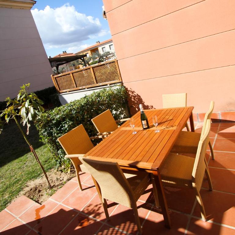 Olivers Planet Costa Dorada - Three-Bedroom Vacation Home - 10
