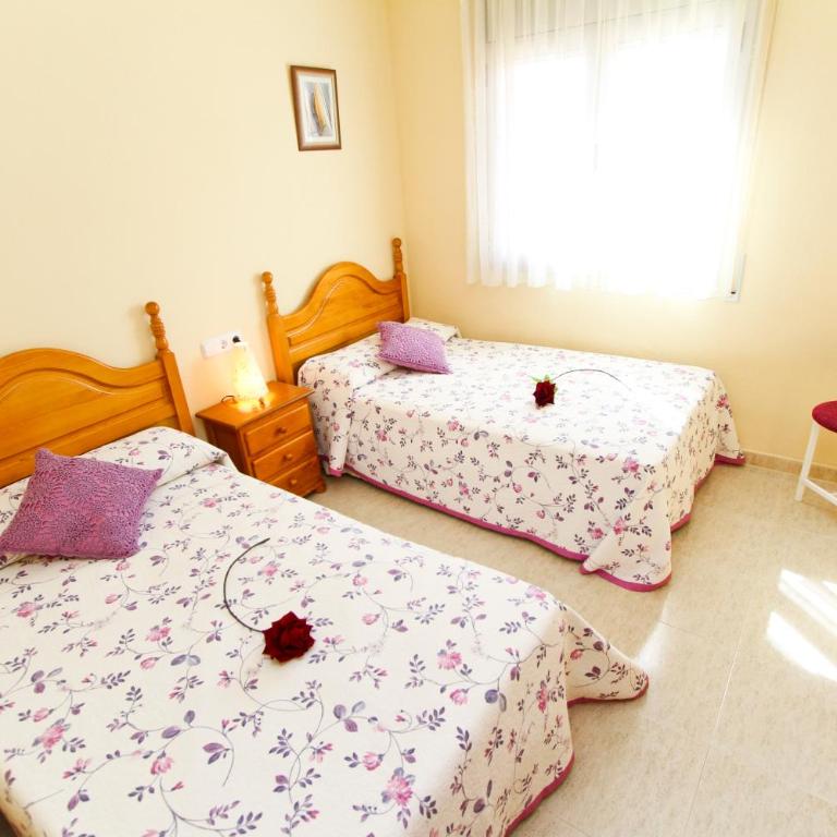 Olivers Planet Costa Dorada - Three-Bedroom Vacation Home - 8