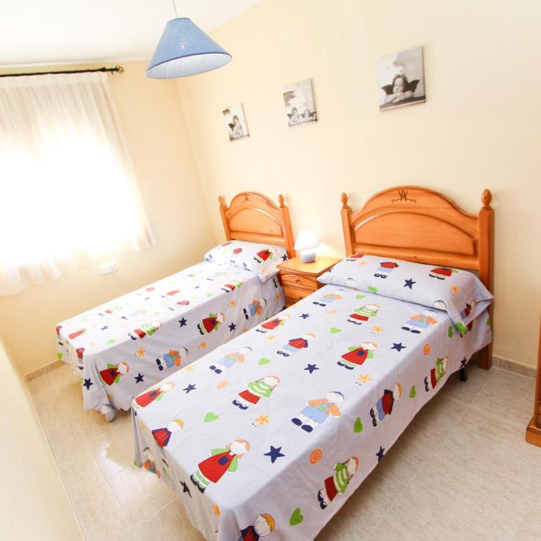 Olivers Planet Costa Dorada - Three-Bedroom Vacation Home - 7