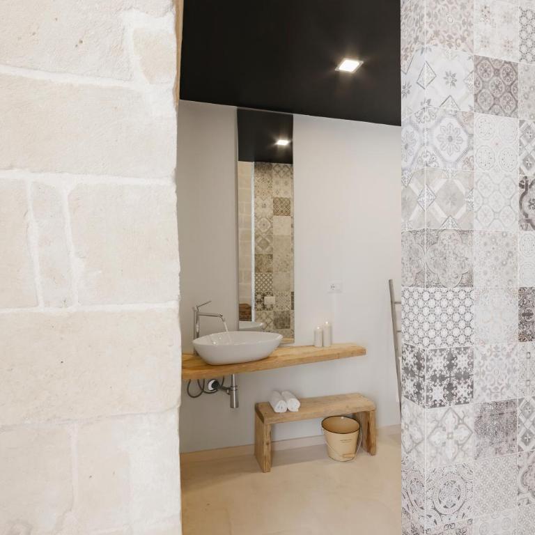 Hydria Rooms - Camera Matrimoniale Deluxe - 19