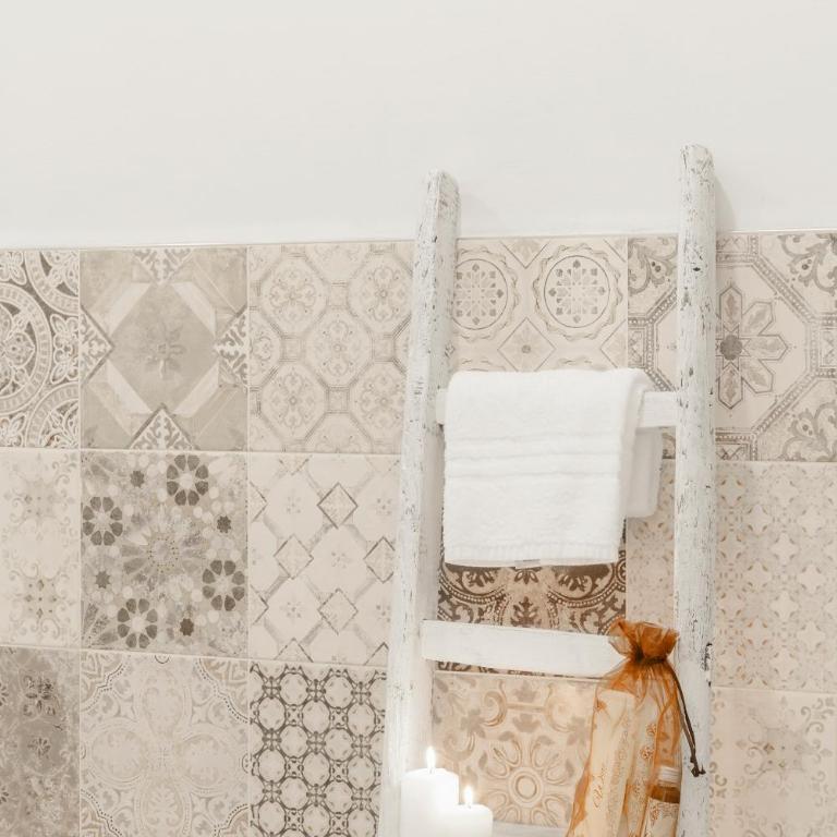 Hydria Rooms - Camera Matrimoniale con Patio - 9