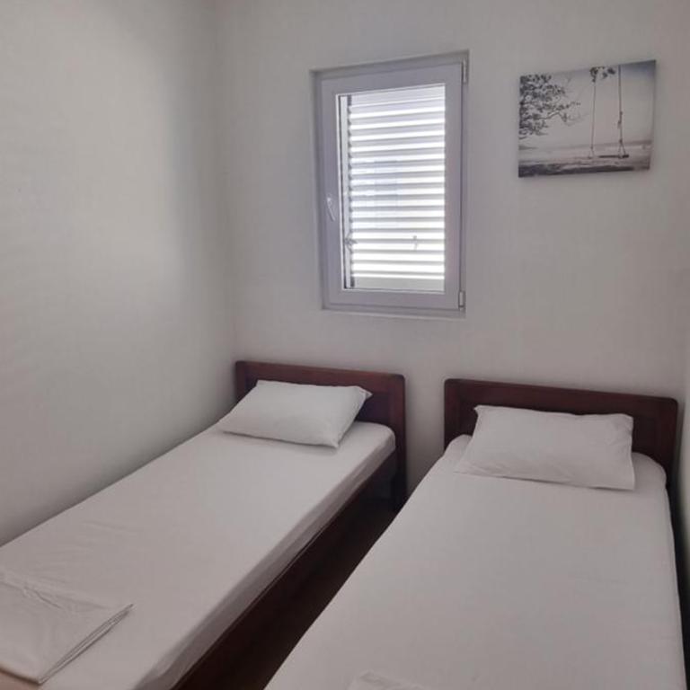 2 room apartman Budva - Two-Bedroom Apartment - 5