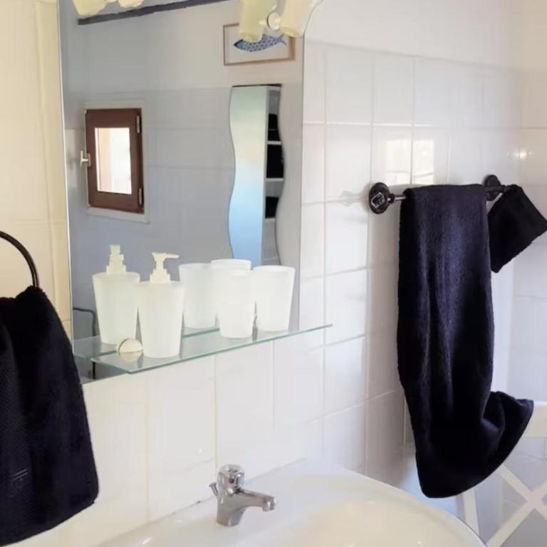 Appartement dans villa provençale, jardins et 3VTT disponibles - Appartement 1 Chambre - 13