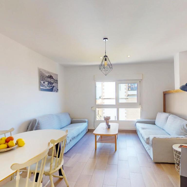 Apartamento Asun en Dénia, Ideal para grupos de hasta 6 personas en el centro de la ciudad by Family Homes Rentals - Apartamento de 3 dormitorios - 2