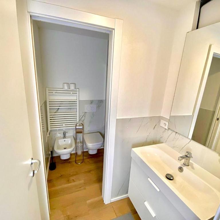 Residence Fontanili- near downtown 20 people - Appartamento con 1 Camera da Letto - 5