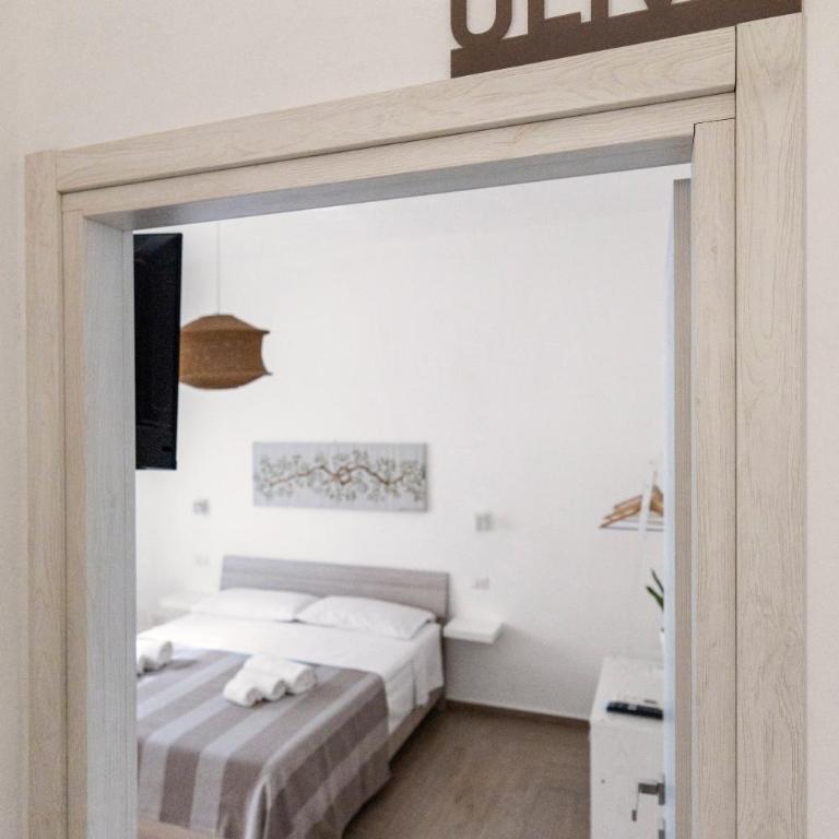Radici Rooms - Camera Matrimoniale con Bagno Privato - 10