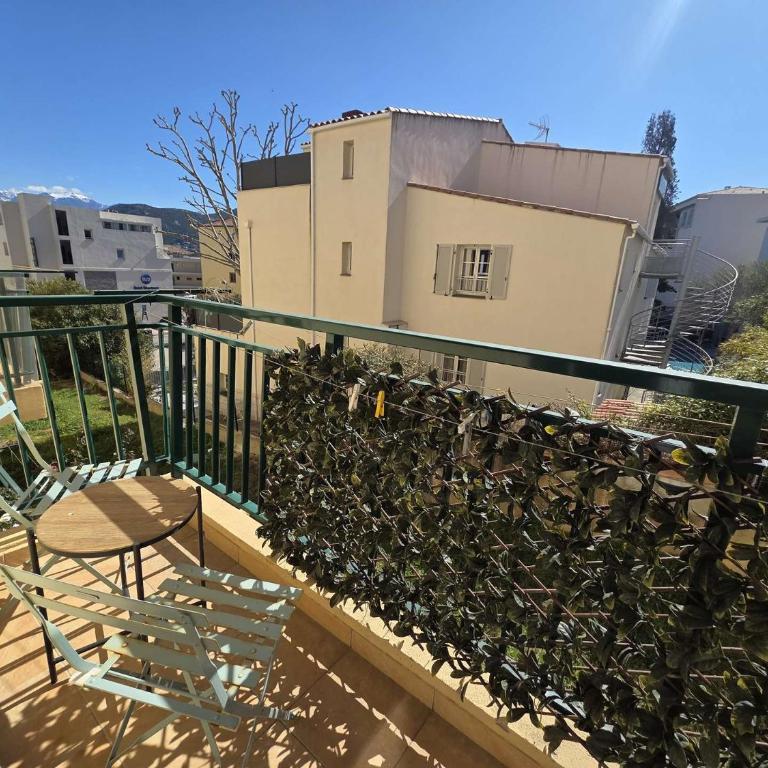 Appartement 3 pièces 5 couchages CALVI - Appartamento con 2 Camere da Letto e Balcone - 12