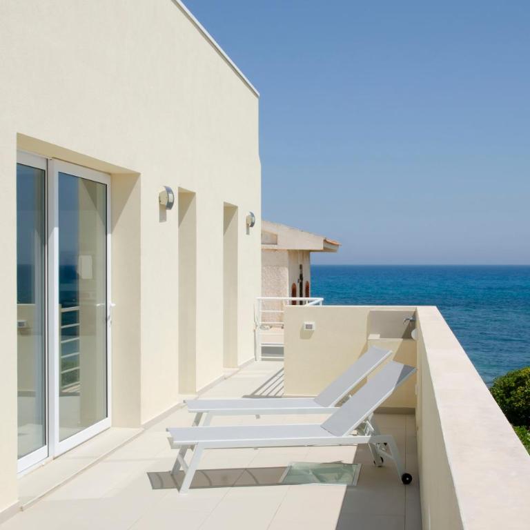 Cicirìa - Private Seafront Suites - Appartamento con 3 Camere da Letto e Vista Mare - 3