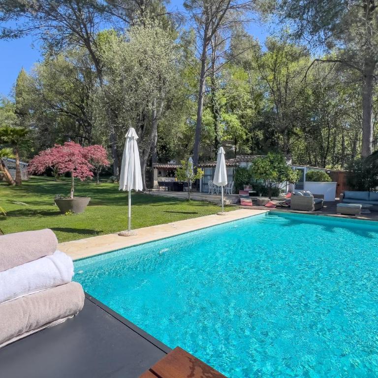 LA CIGALIERE Piscine AirCo Sauna pour 12 By SUNSET - Maison de Vacances - 5