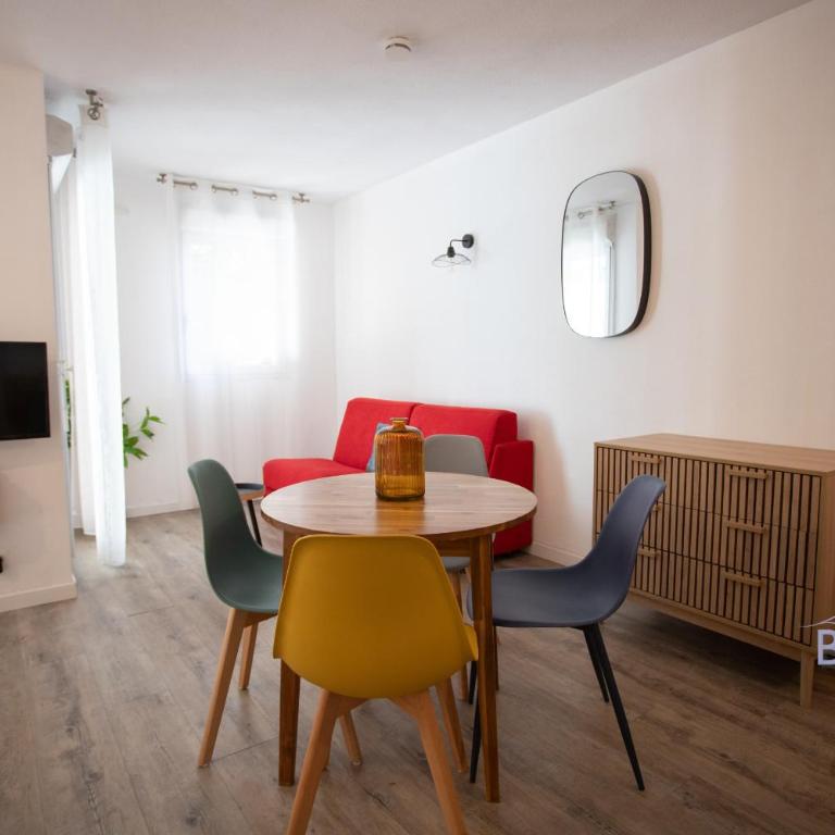 Lovely studio with golf course views close to the sea swimming pool park - Monolocale - 22