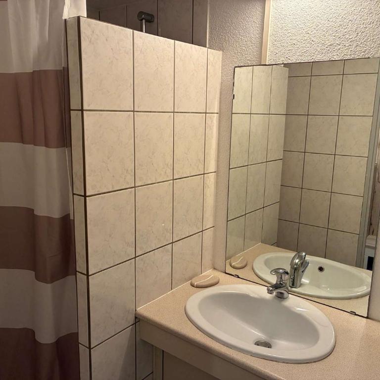 Le cosy de la corniche d'or - Studio-Apartment - 6