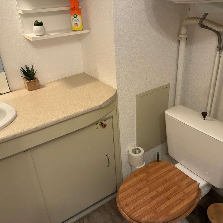 Le cosy de la corniche d'or - Studio-Apartment - 13