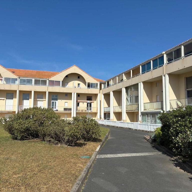Le cosy de la corniche d'or - Studio-Apartment - 15