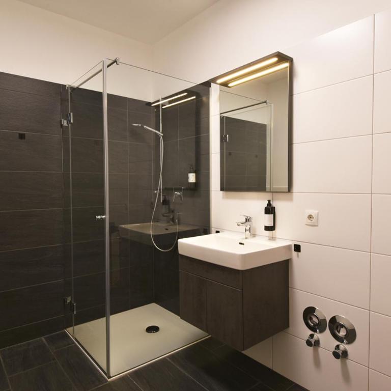 myQuartier Central City Suites digital self check in - Superior Studio M - 8