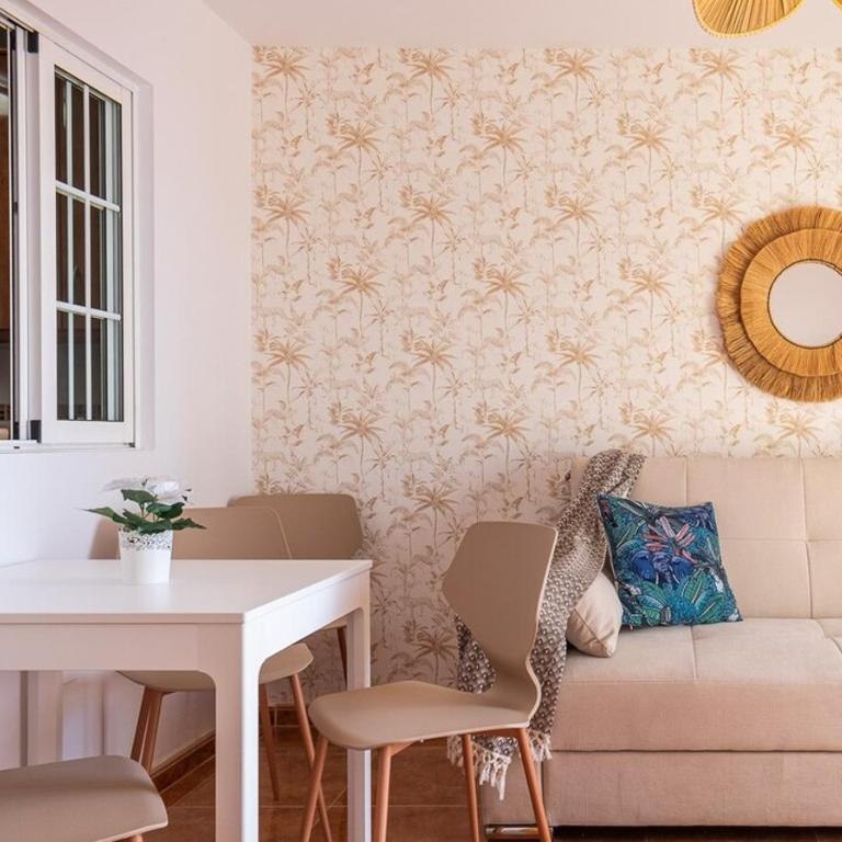Apartamento con vistas al mar en Pedregalejo playa - Apartamento - 7