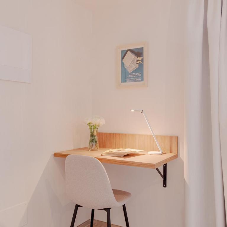 GuestHost -Carducci Attics - Penthouse Apartment - 4