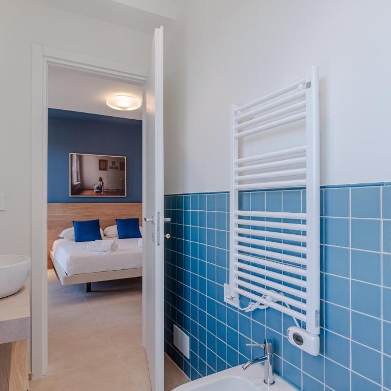 GuestHost -Carducci Attics - Penthouse Apartment - 16