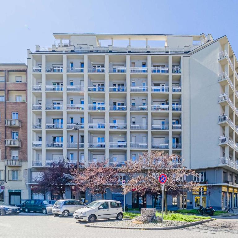 GuestHost -Carducci Attics - Apartment with Terrace - 1