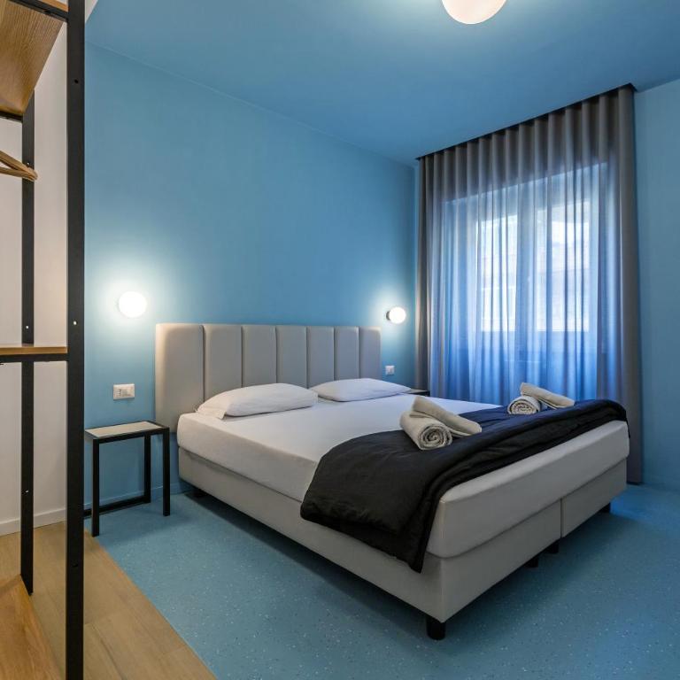 Luciano King's Guest House - Double Room with Private Bathroom - 10