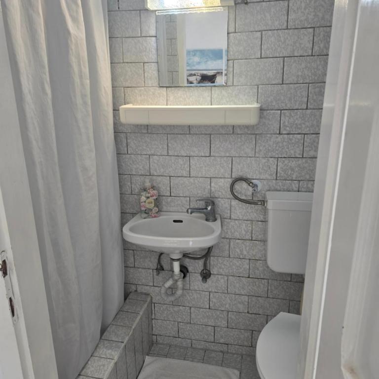 St Roko Guest House - Dvokrevetna Soba sa Bračnim Krevetom - 1