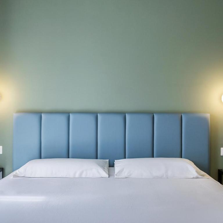 Luciano King's Guest House - Double Room with Balcony - 3