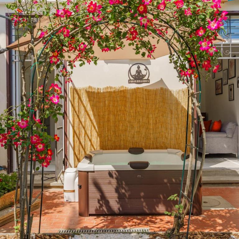 Urban Zen Garden- Entire house with 5 suites - Casa con 5 Camere da Letto - 87