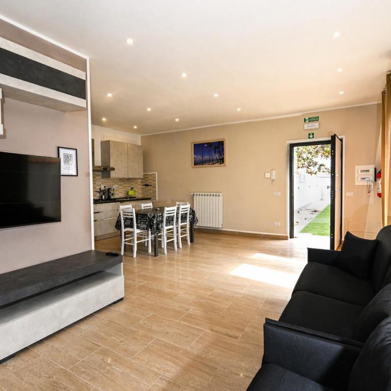 casa vacanze PONENTE APARTMENT LEONARDO AIRPORT - Casa con 2 Camere da Letto - 12