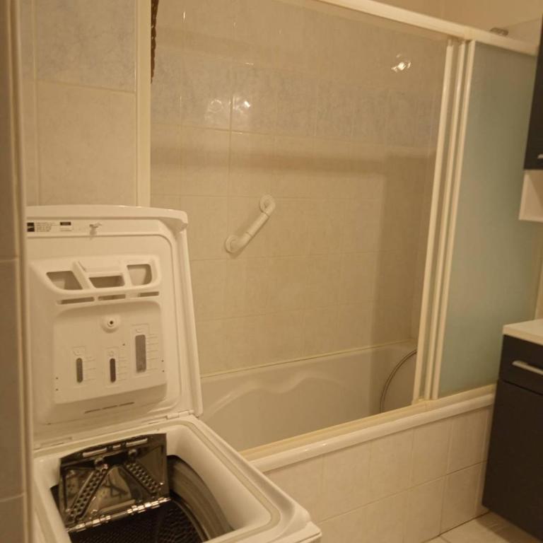 Appartement T3 spacieux proche plage climatisation - 6PELI4 - Apartment mit 2 Schlafzimmern und Terrasse - 6